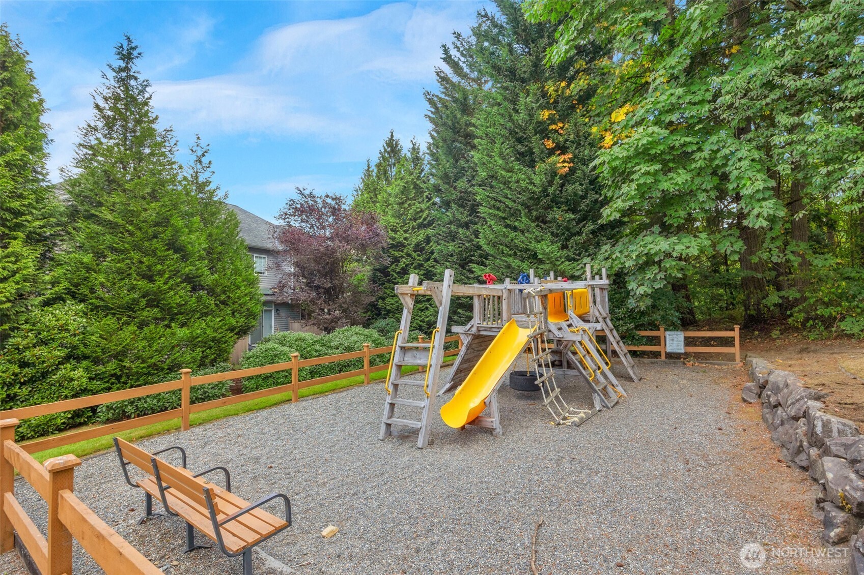 15523 133rd Place Property Photo 23