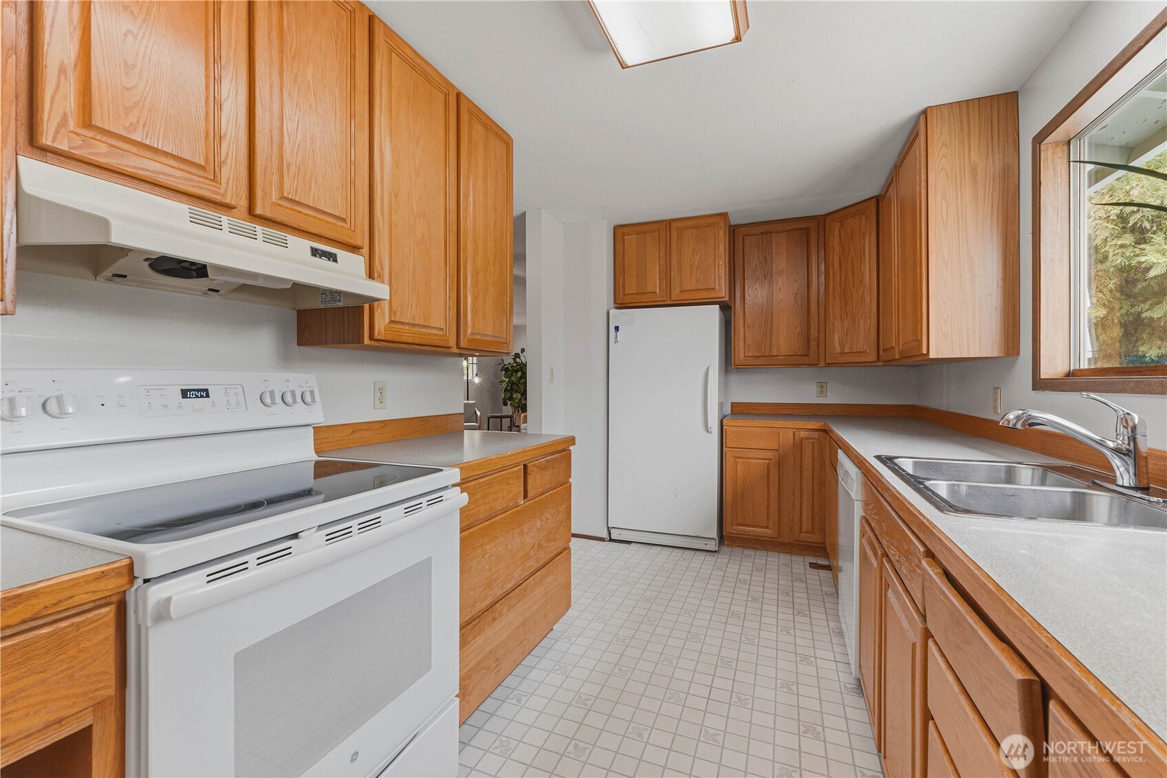 105 Eastridge Drive Property Photo 10