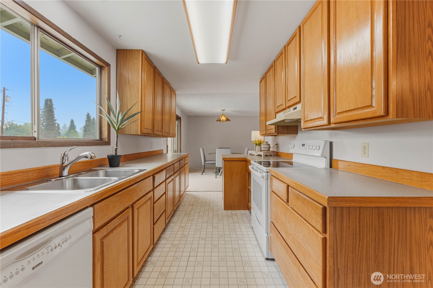 105 Eastridge Drive Property Photo 11