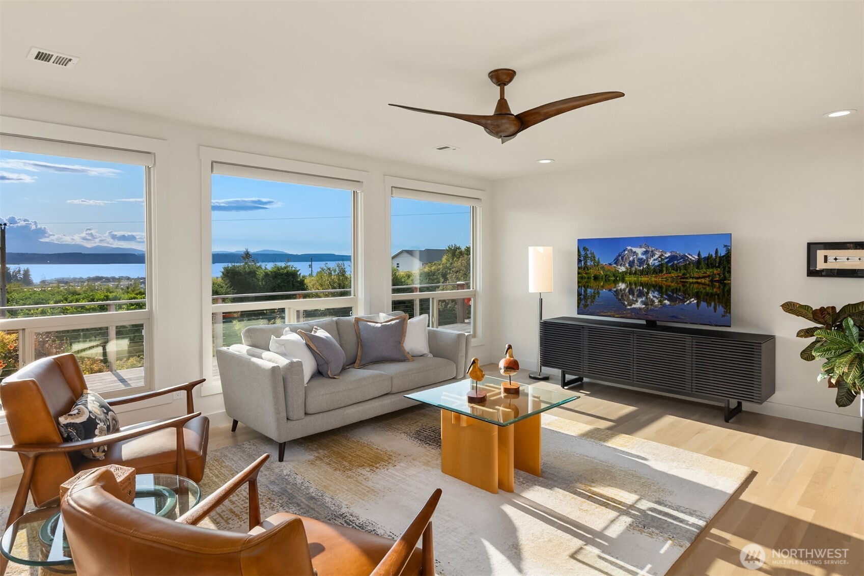 37709 Olympic View Road Property Photo 10