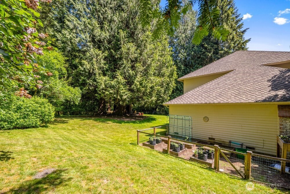 19710 222nd Avenue Property Photo 35