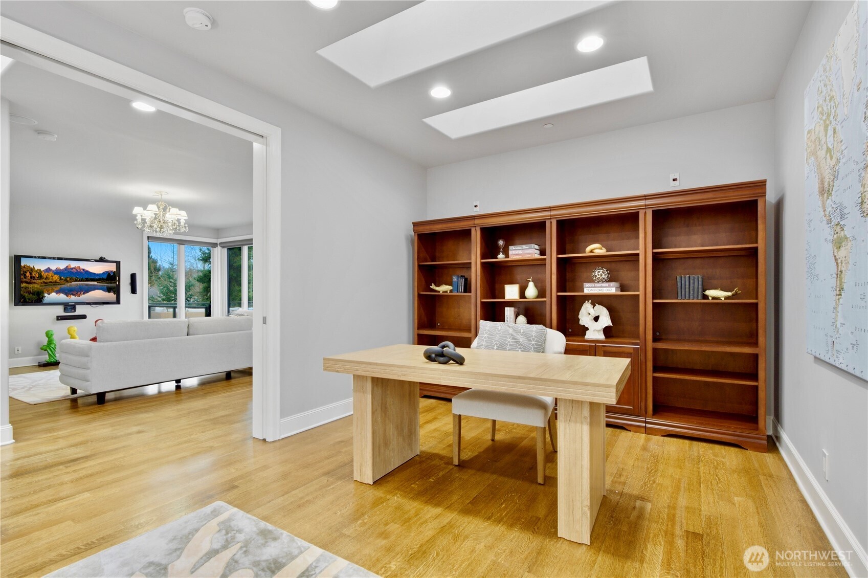 2 Crescent Key Property Photo 24