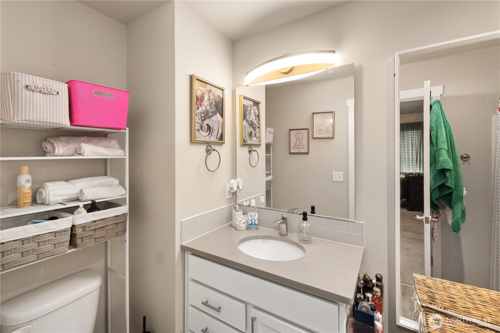 211 Norpoint Way Property Photo 12