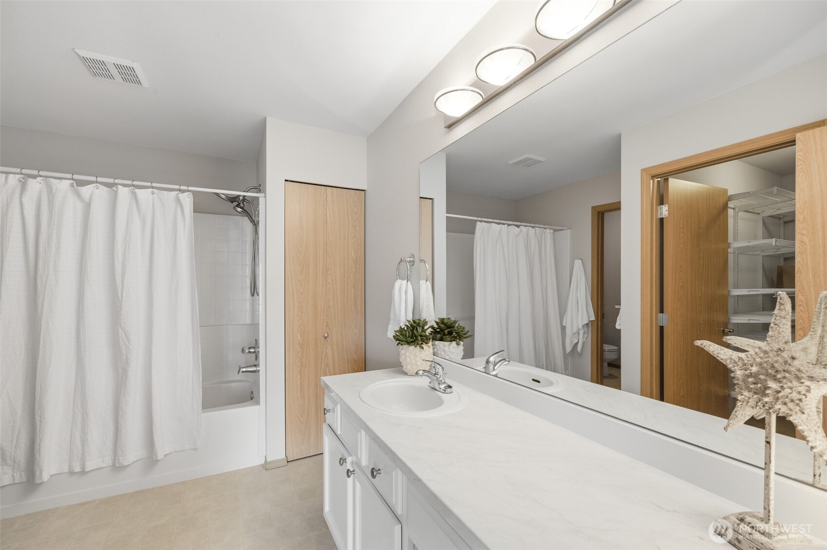 9400 226th Place Property Photo 17