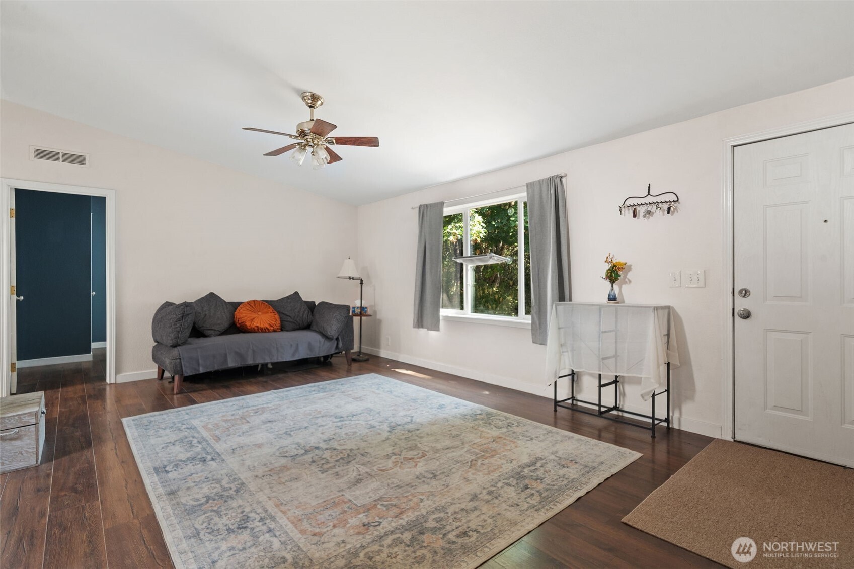 960 E Dawn Drive Property Photo 4