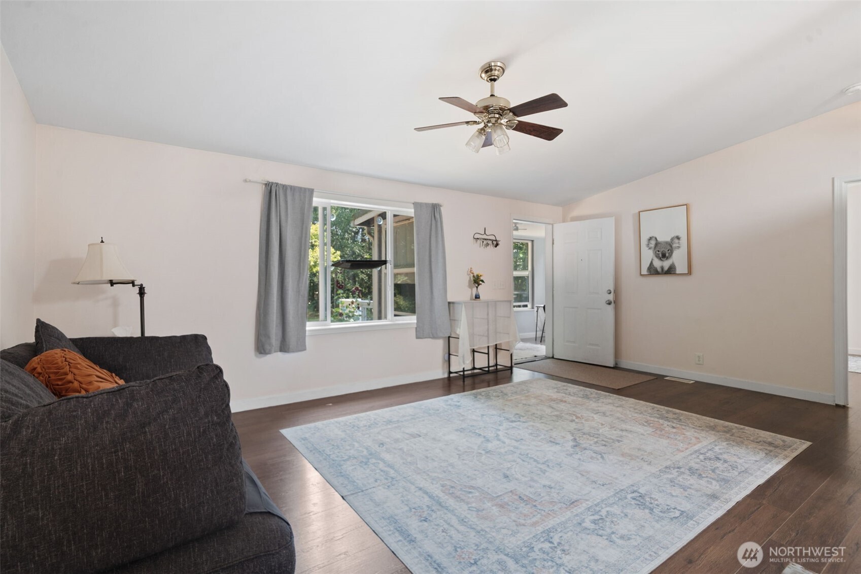 960 E Dawn Drive Property Photo 10
