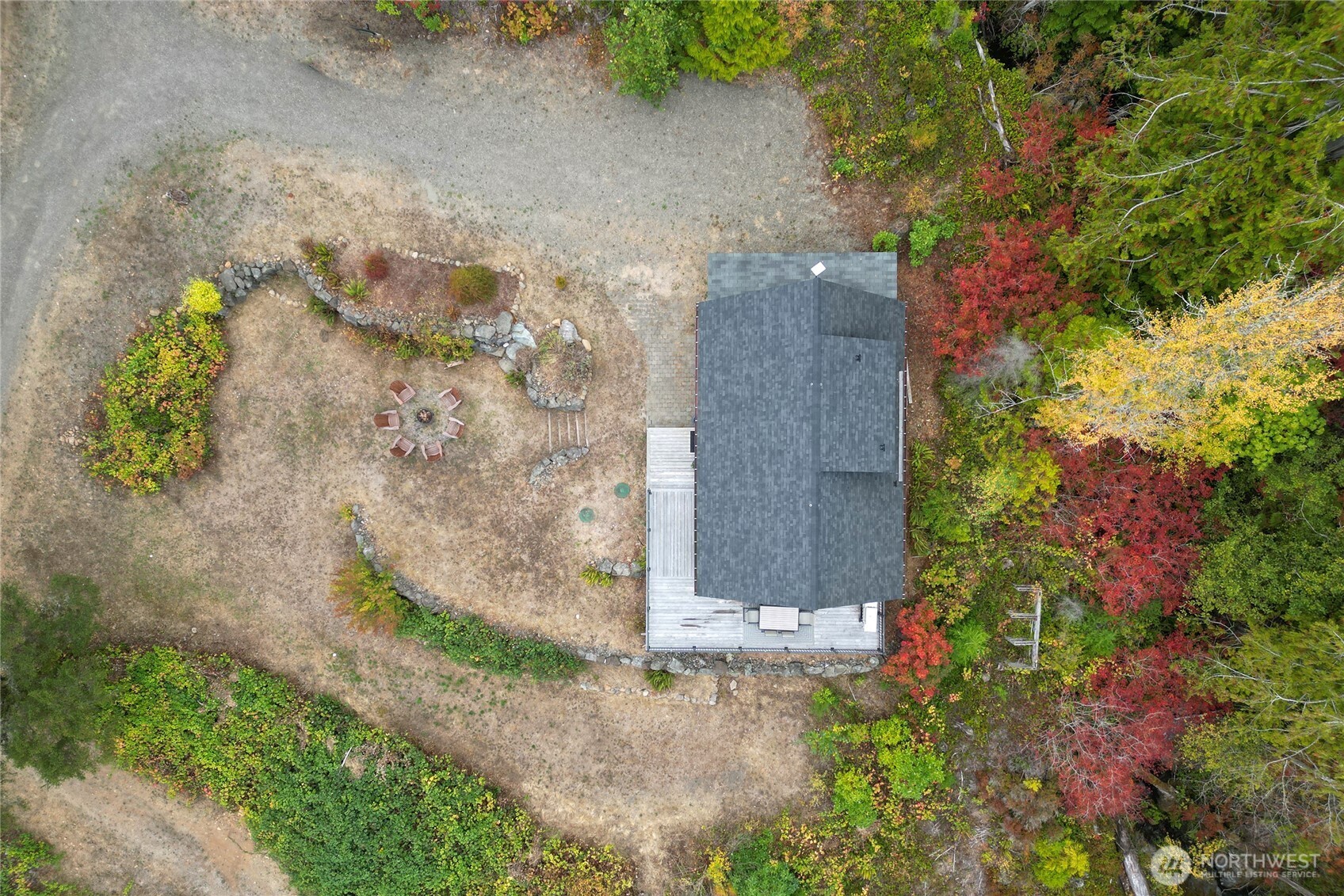 304292 Highway 101 Property Photo 22