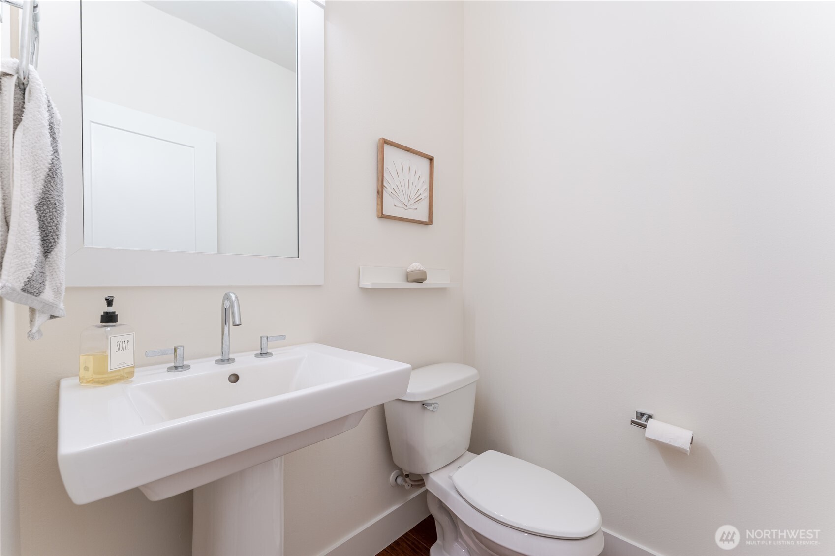 825 206th Avenue Property Photo 19
