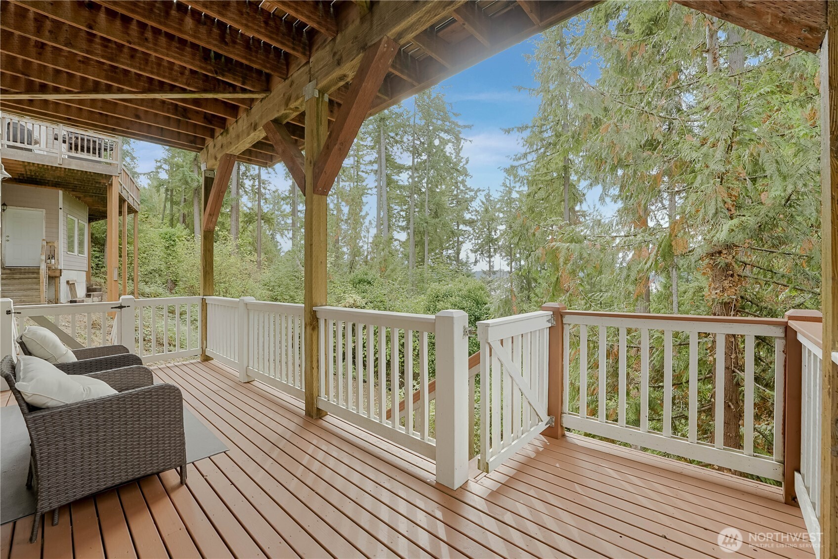 825 206th Avenue Property Photo 38