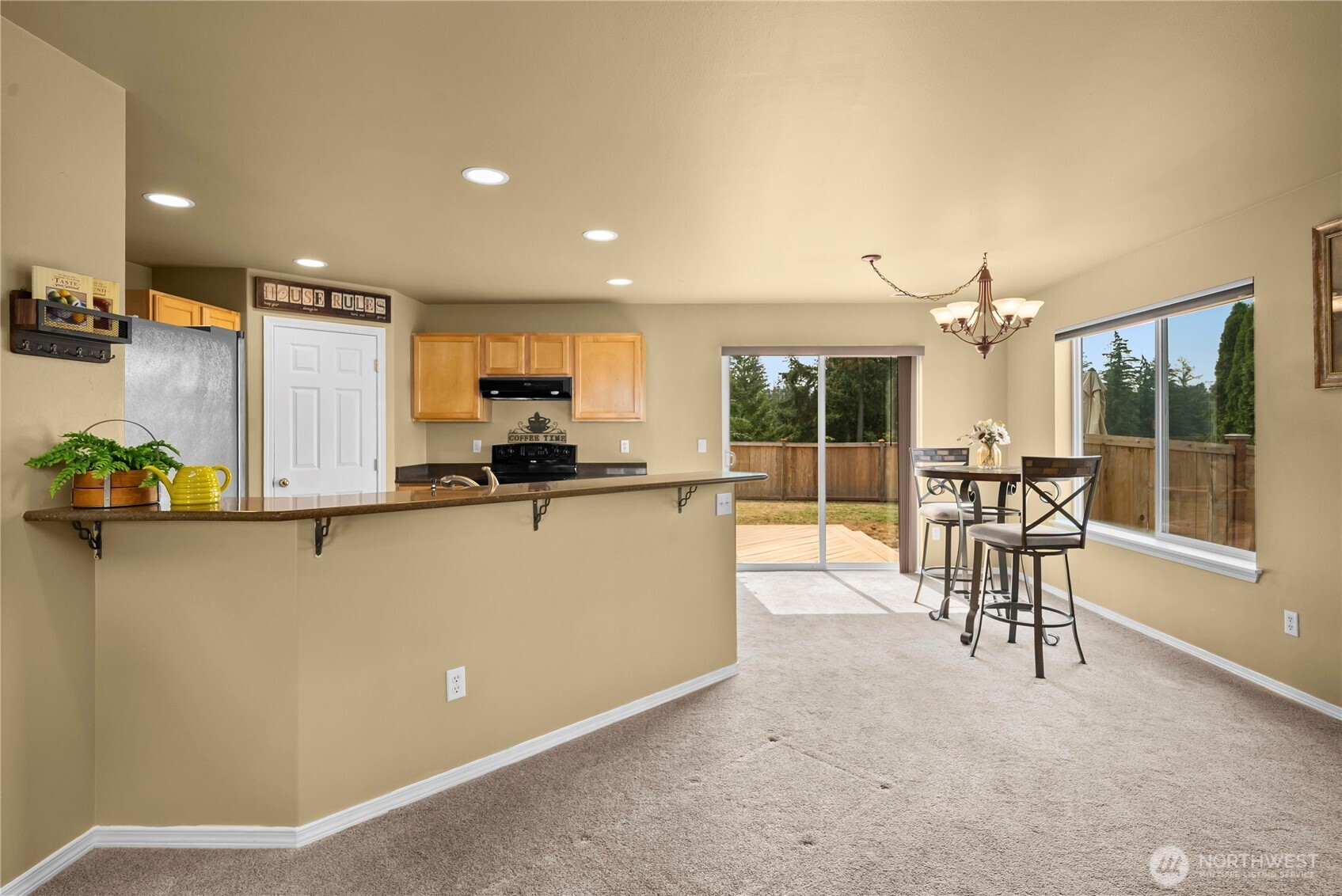 19529 100th Street Property Photo 7