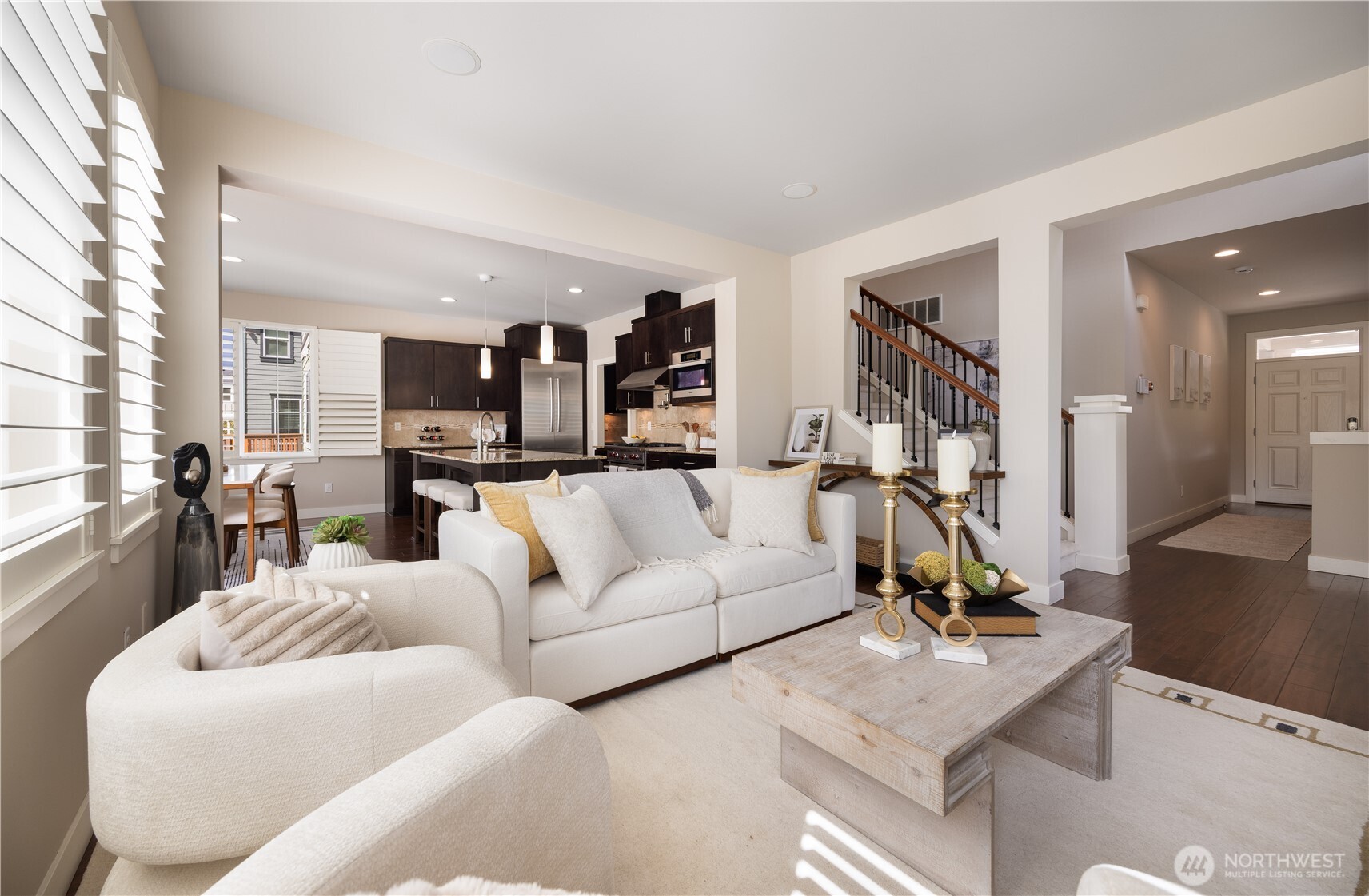 801 3rd Place Property Photo 3