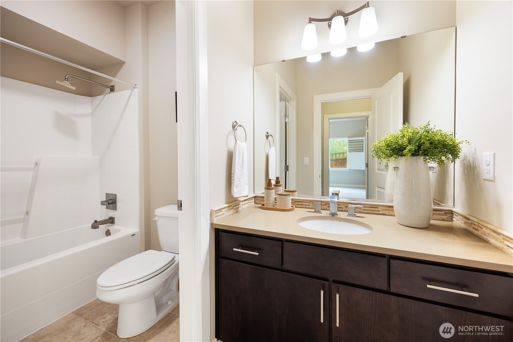 801 3rd Place Property Photo 30