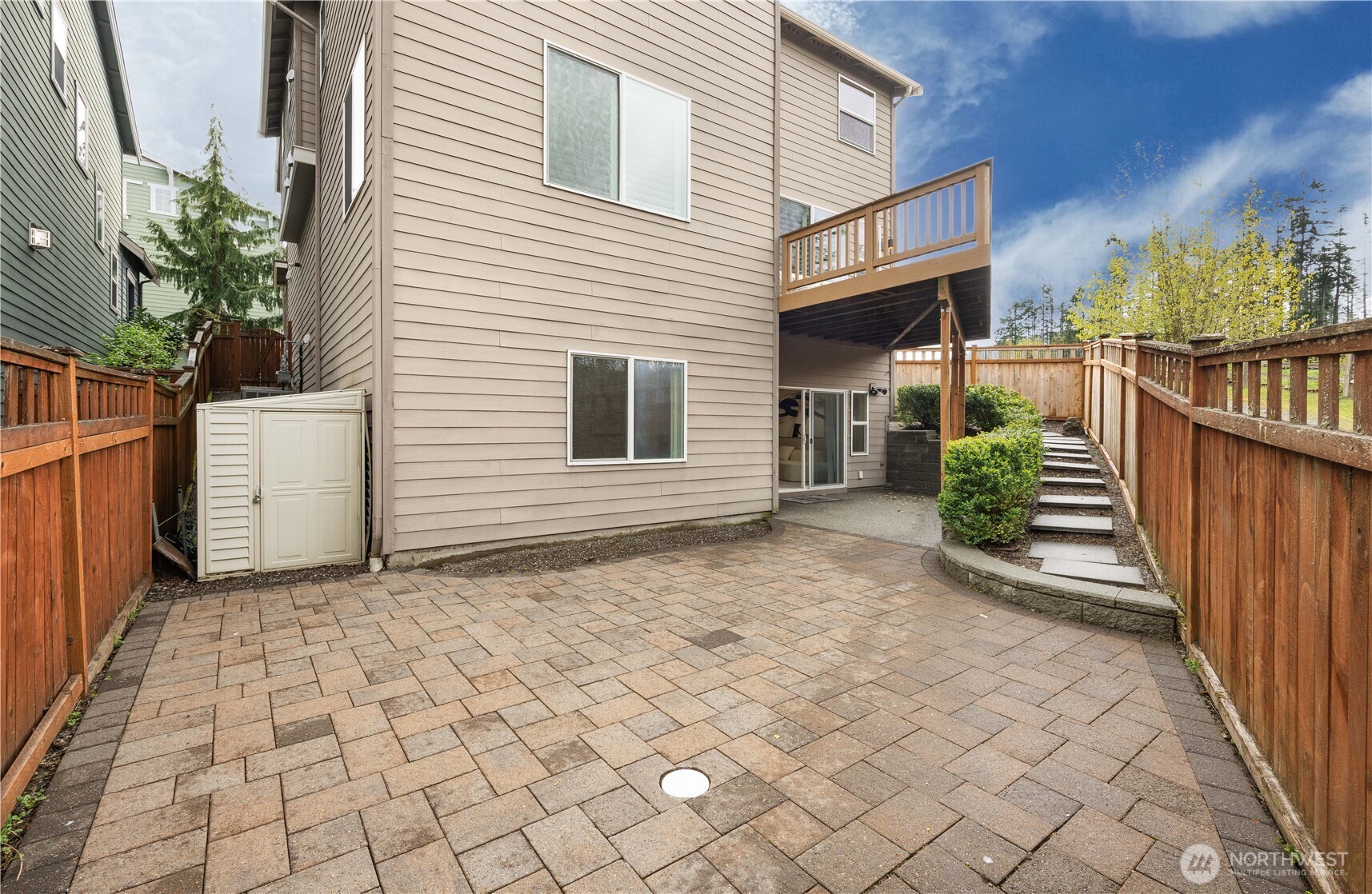 801 3rd Place Property Photo 32