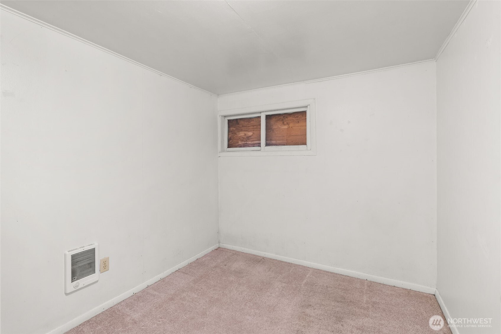 1811 Beach Street Property Photo 13