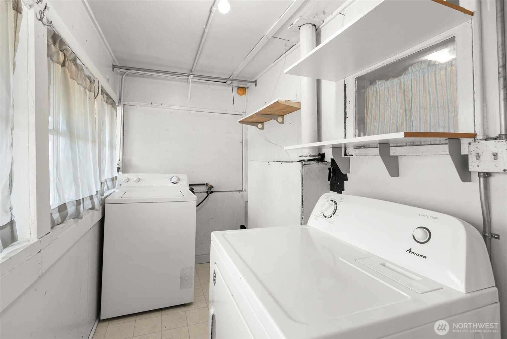 1811 Beach Street Property Photo 14