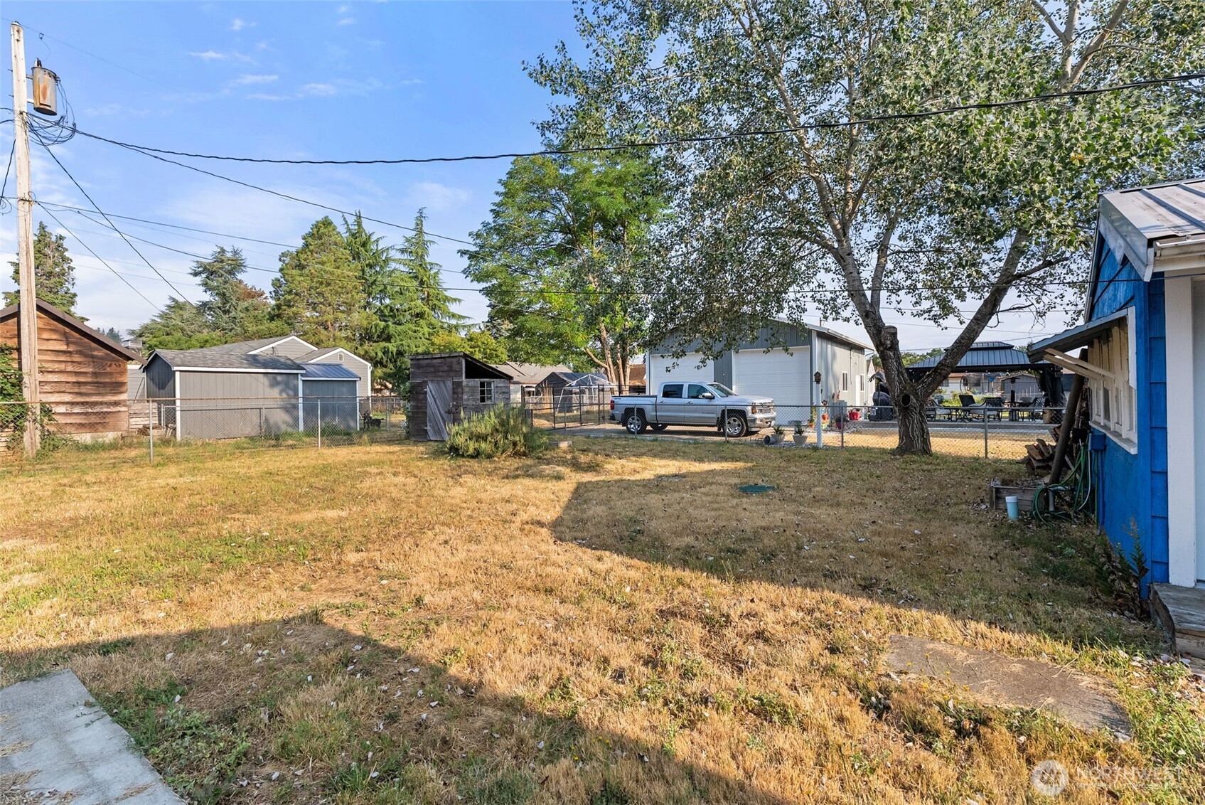 1811 Beach Street Property Photo 15
