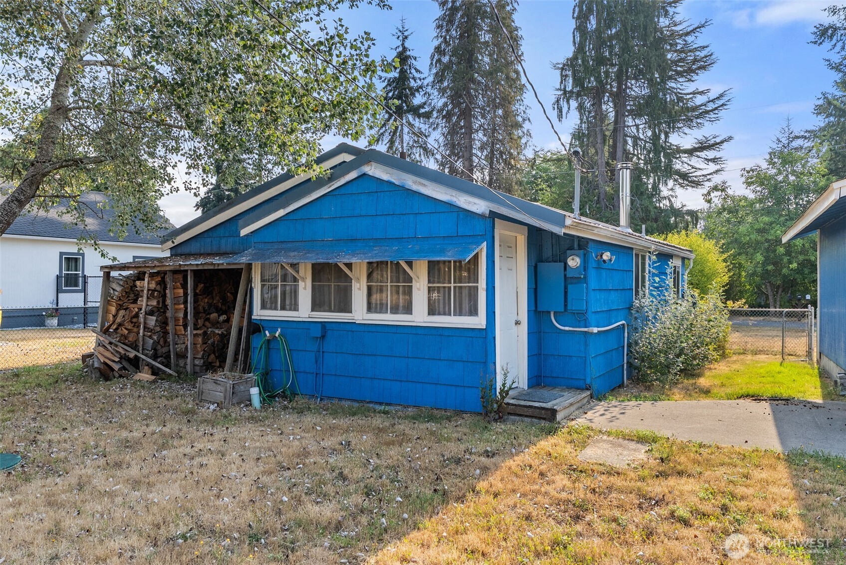 1811 Beach Street Property Photo 17