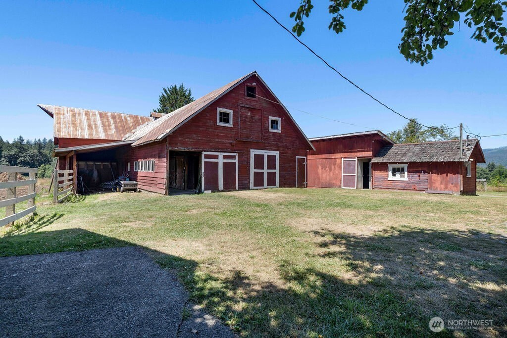 22045 276th Avenue Property Photo 15