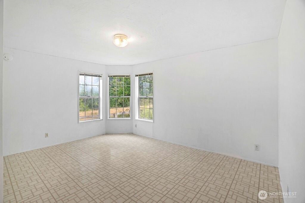 22045 276th Avenue Property Photo 32
