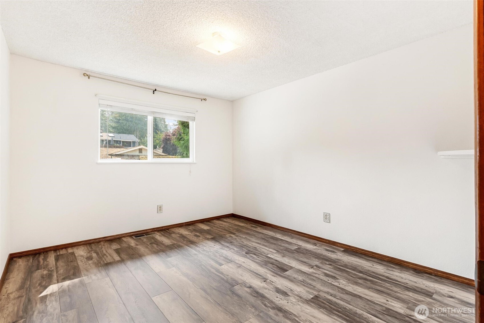 12817 48th Drive Property Photo 20