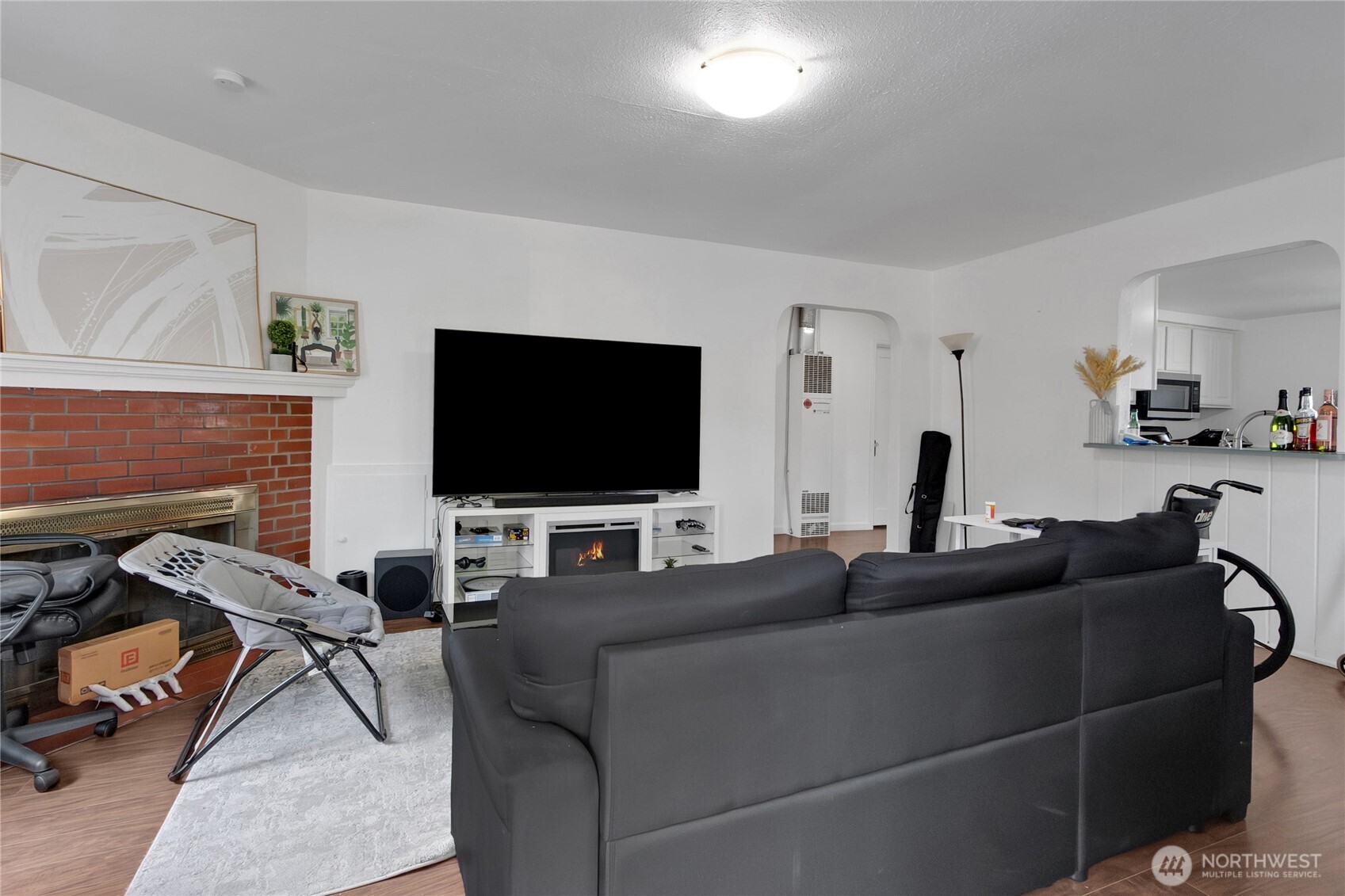2107 D Street Property Photo 3