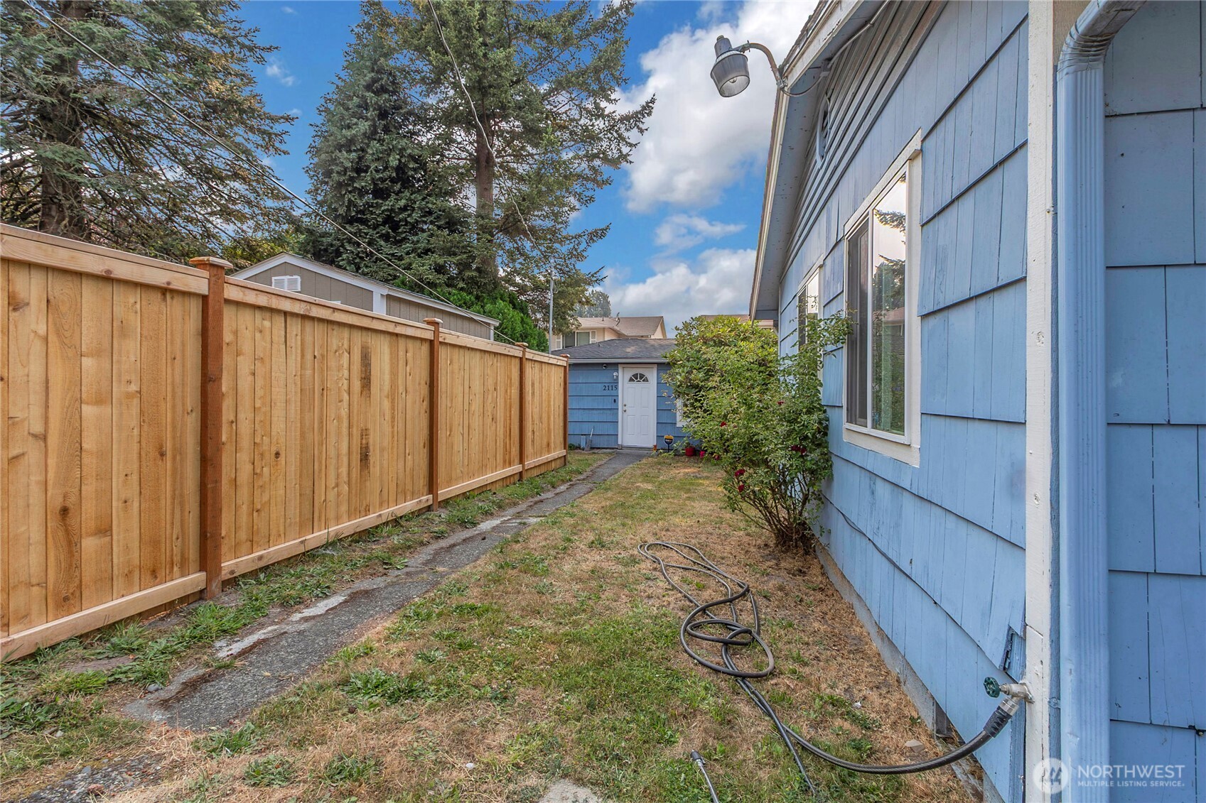2107 D Street Property Photo 15