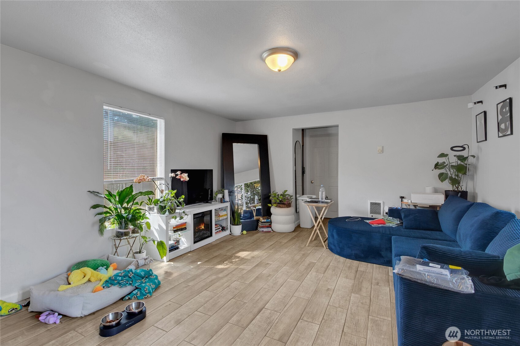 2107 D Street Property Photo 18