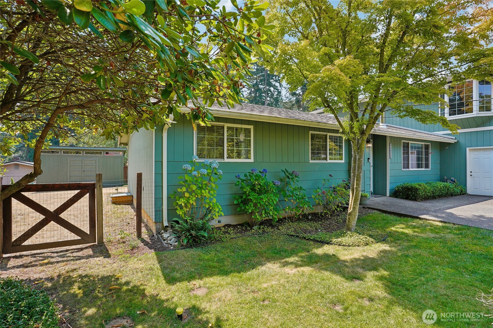 7203 35th Street Property Photo 4