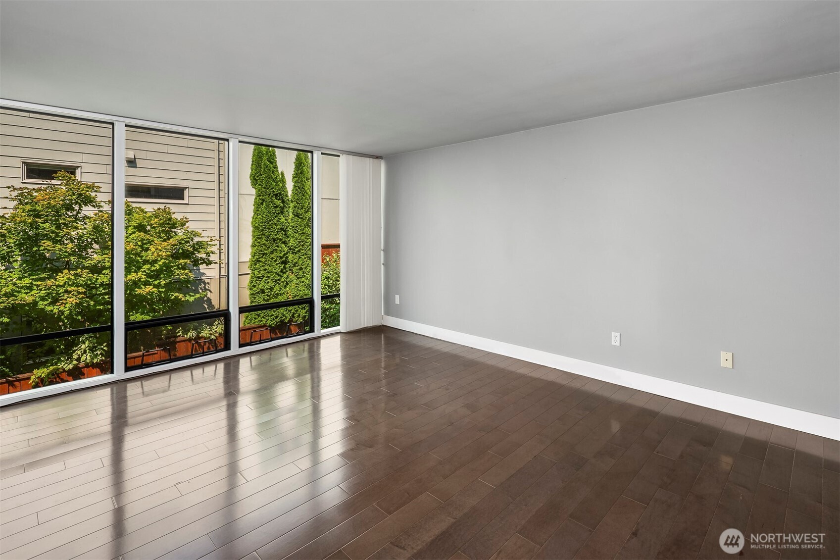 4561 Lake Washington Boulevard 201 Property Photo 4