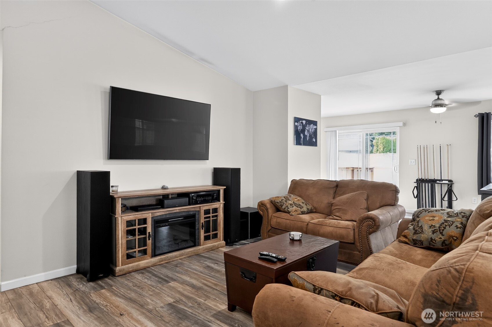 8312 217th Street Property Photo 10