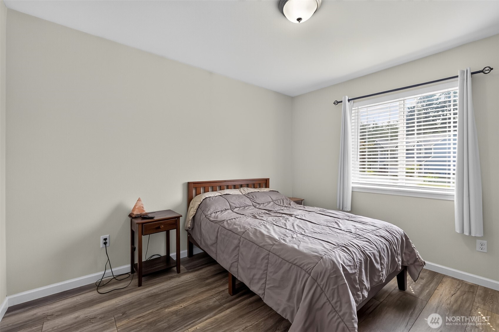 8312 217th Street Property Photo 16