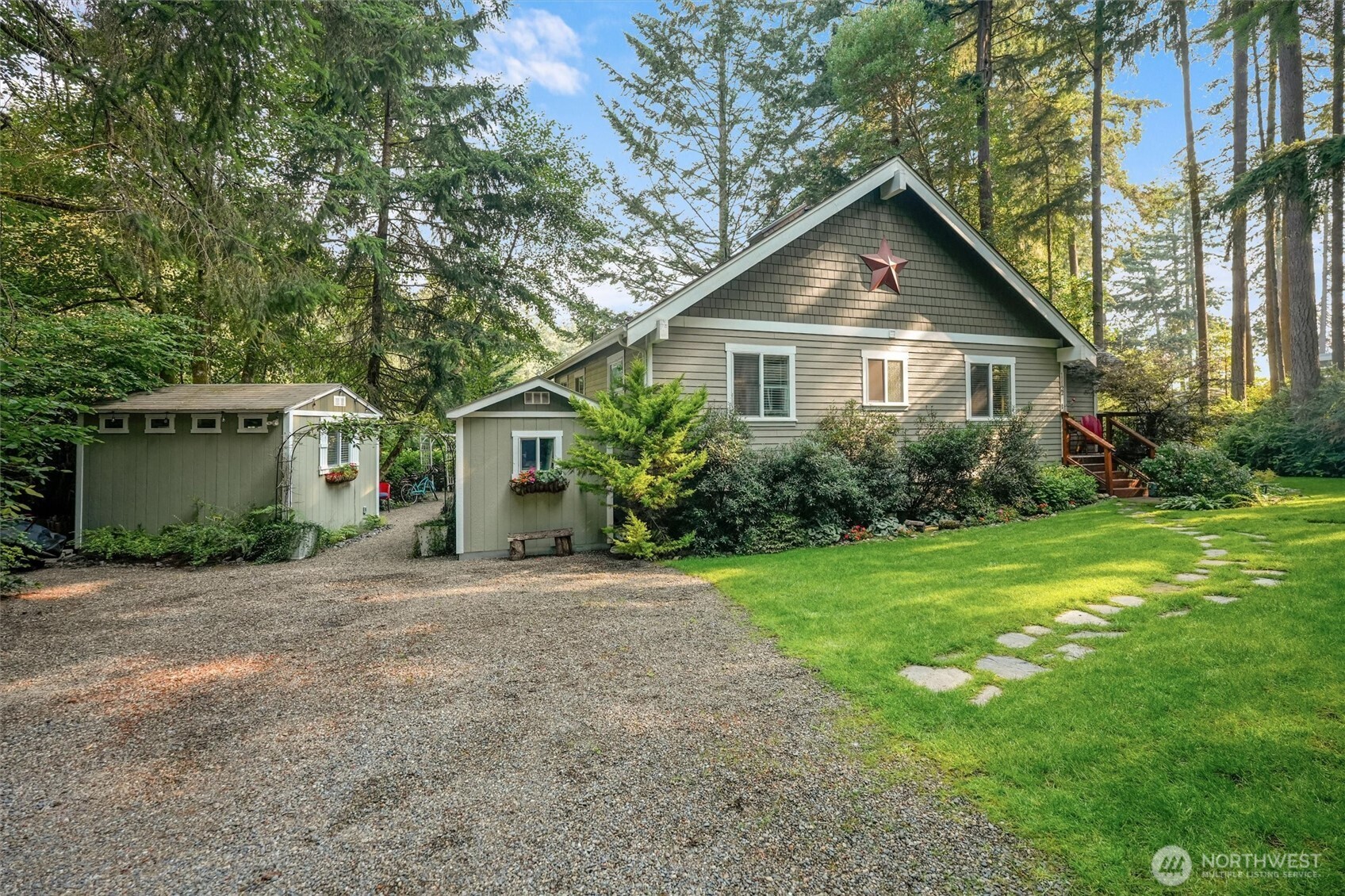11122 Cole Place Property Photo 8