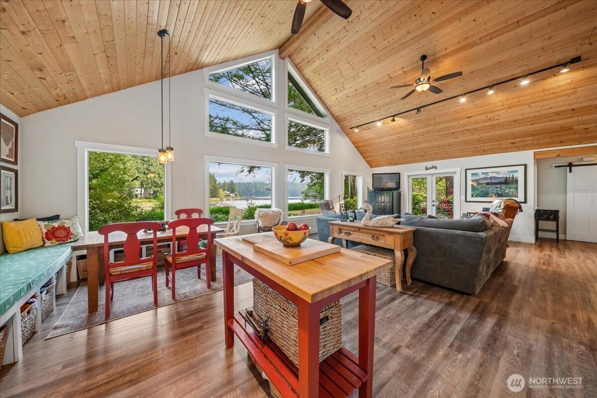 11122 Cole Place Property Photo 15