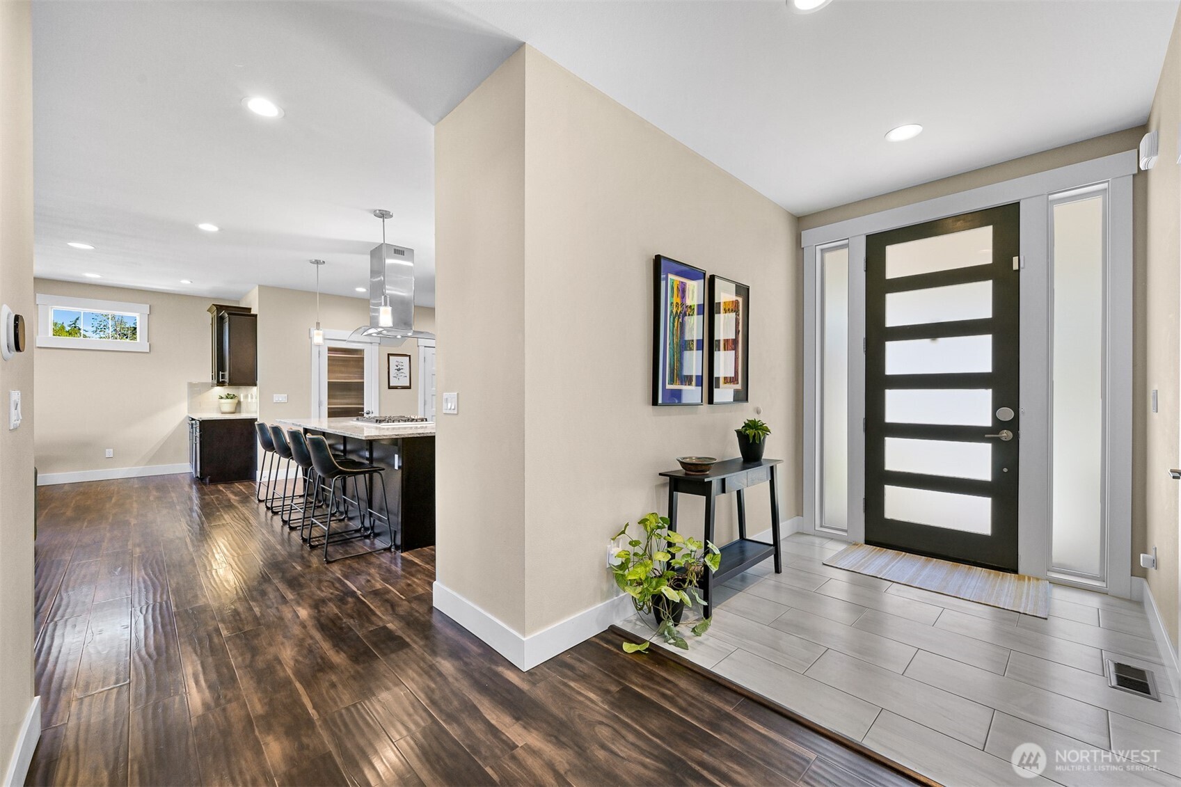 1221 34th Street Property Photo 4