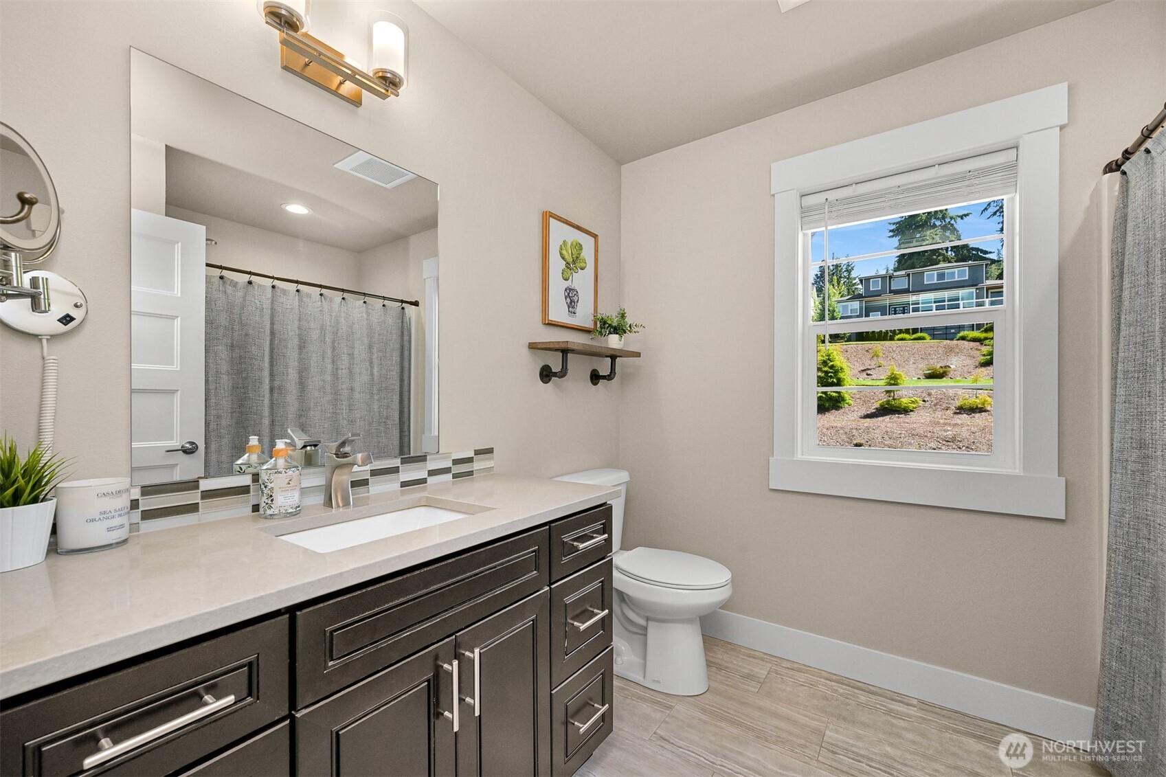 1221 34th Street Property Photo 26