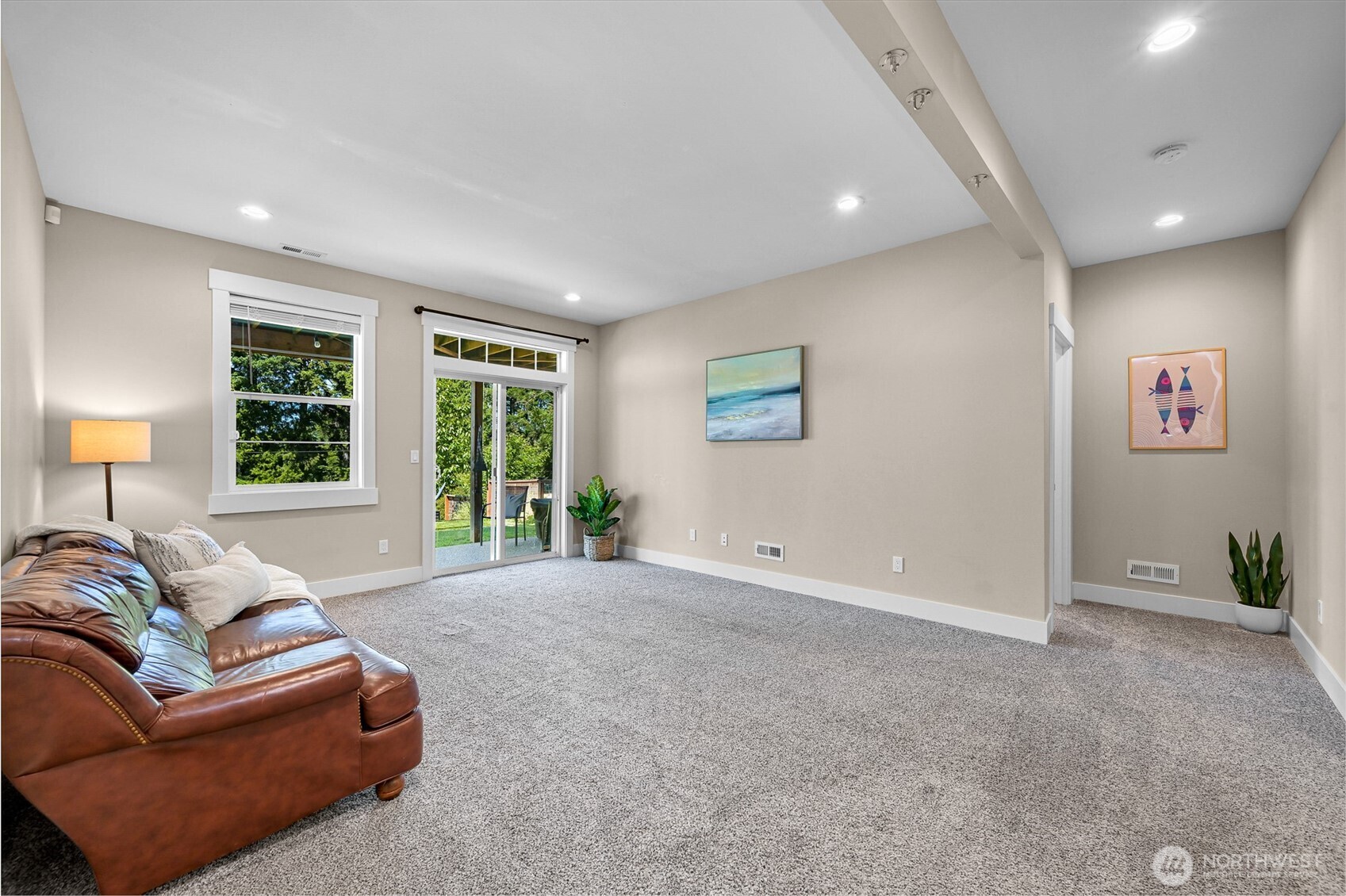 1221 34th Street Property Photo 27
