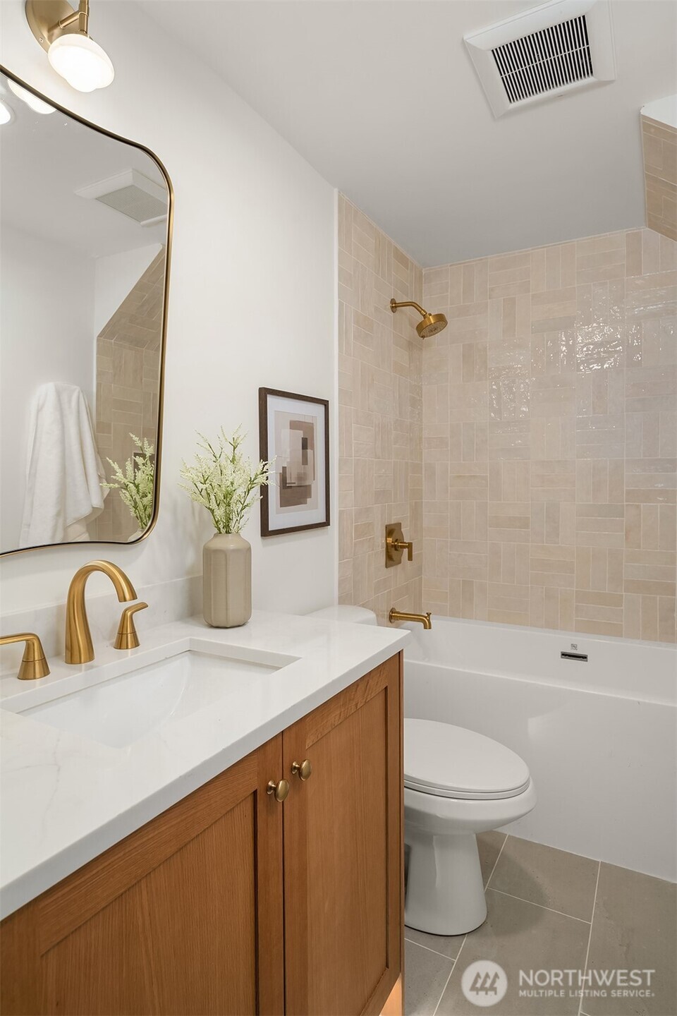 1919 E Eaton Place Property Photo 26