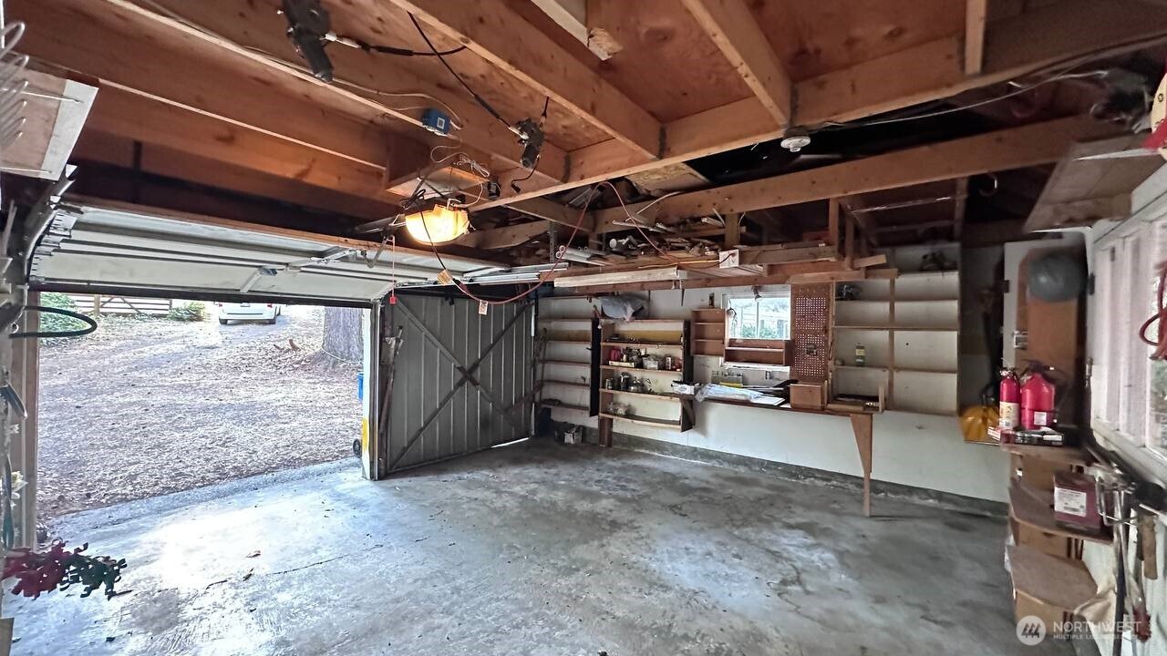 16310 Ashworth Avenue Property Photo 13