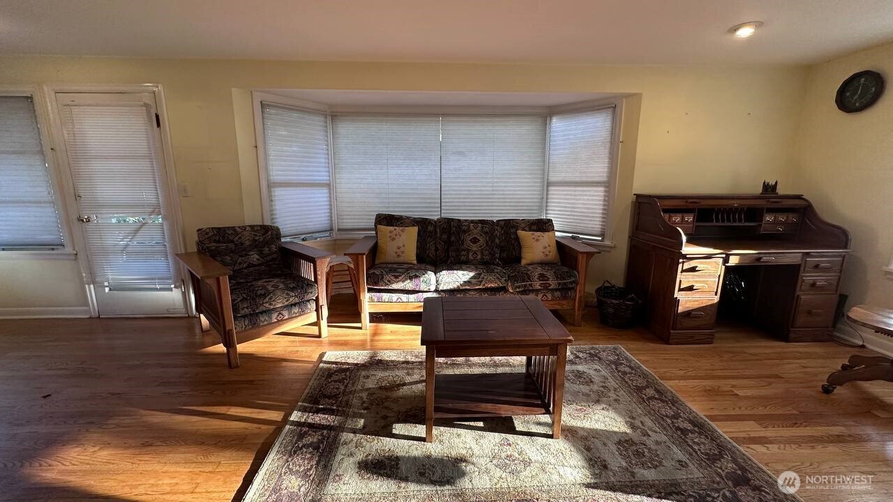 16310 Ashworth Avenue Property Photo 18