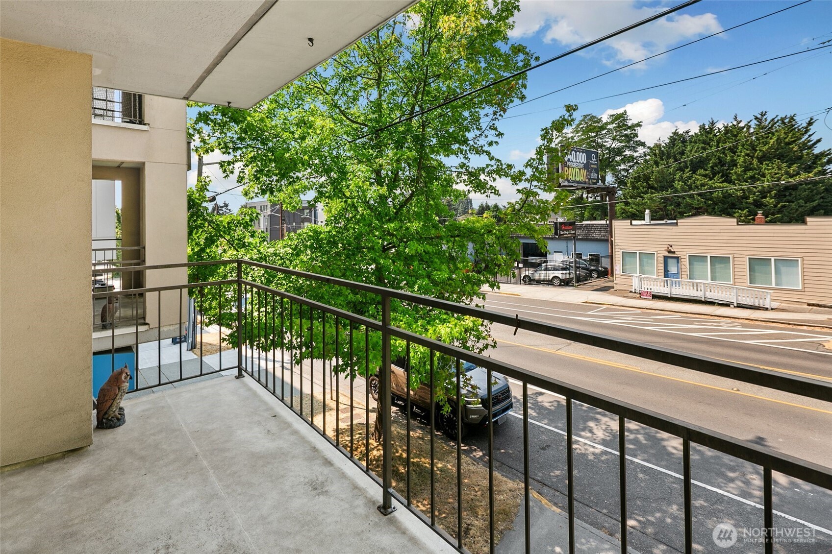 9750 Greenwood Avenue 203 Property Photo 16