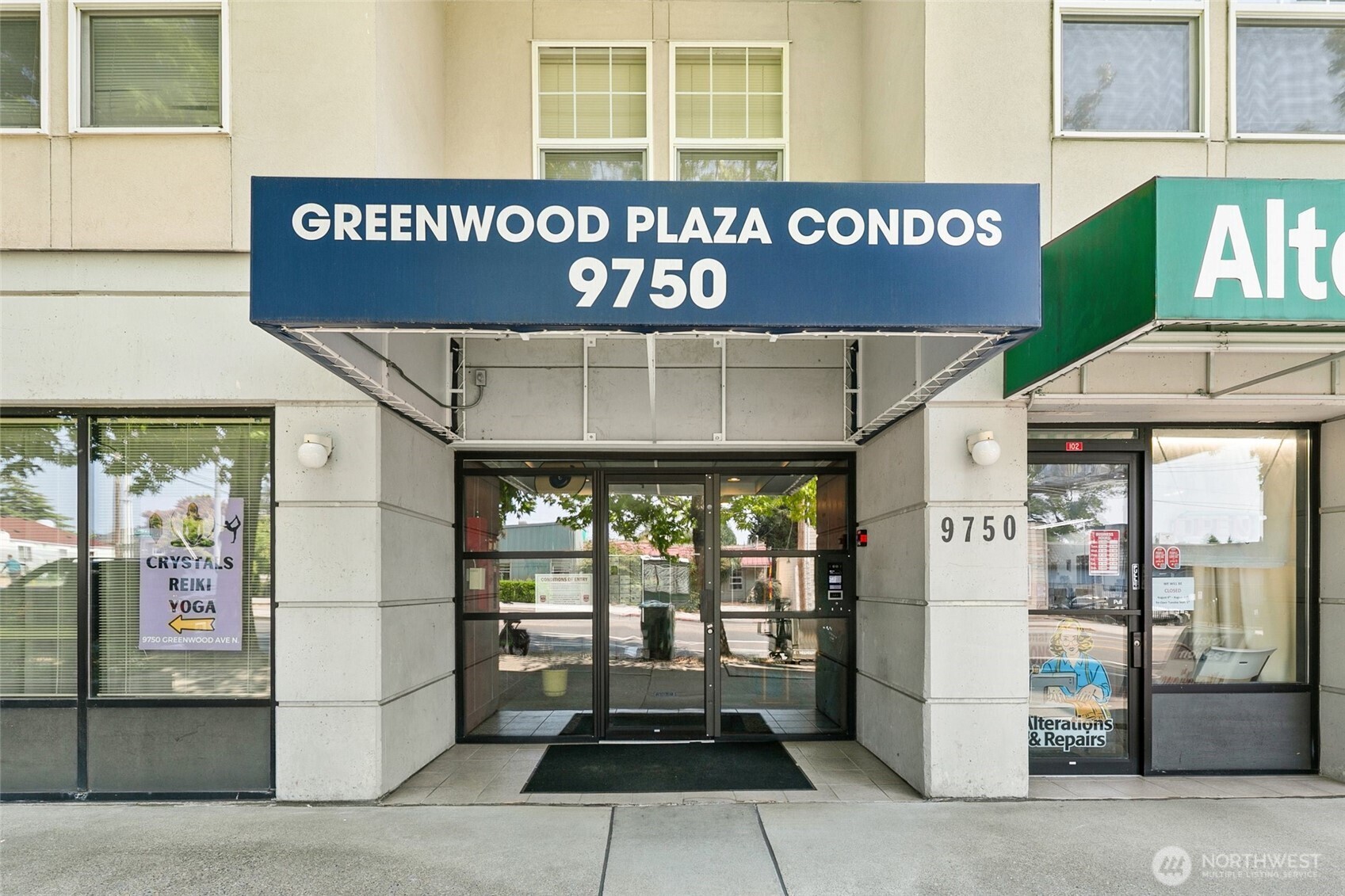9750 Greenwood Avenue 203 Property Photo 17