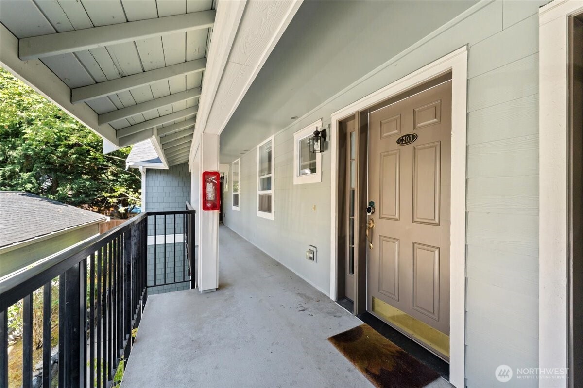 2565507 Property Photo 1