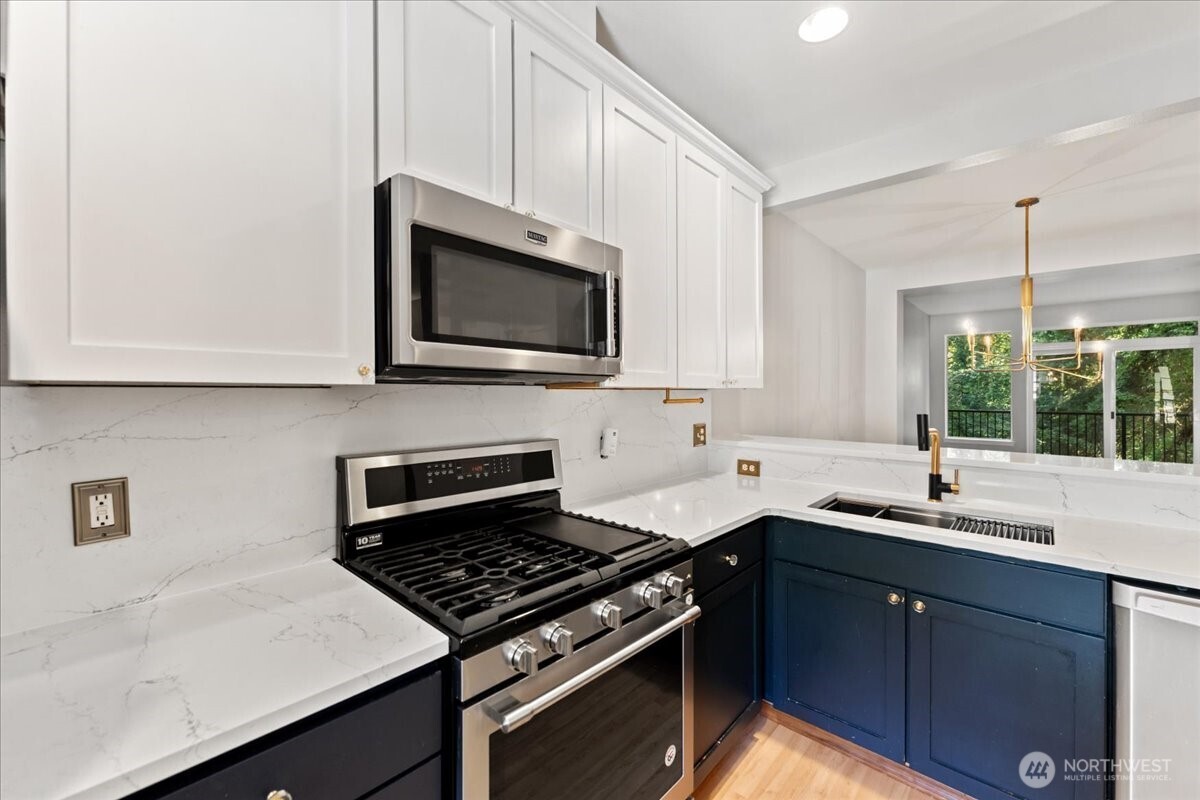 2565507 Property Photo 6