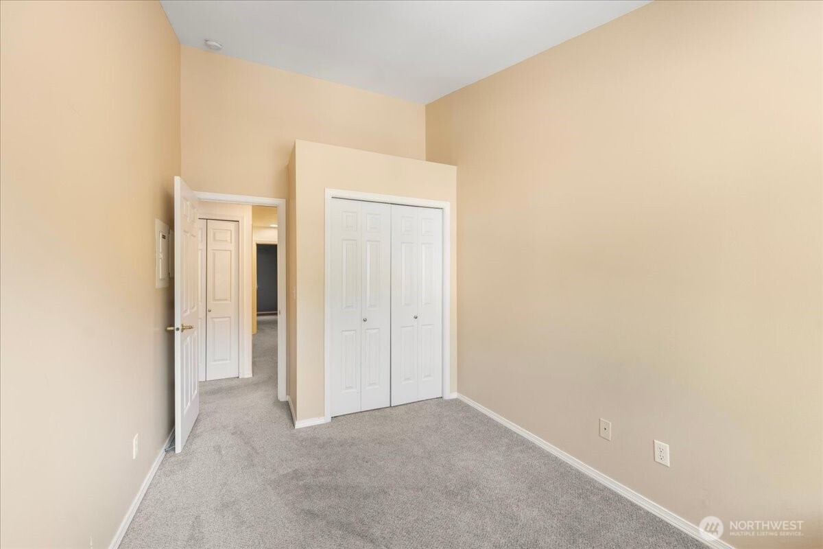 2565507 Property Photo 24