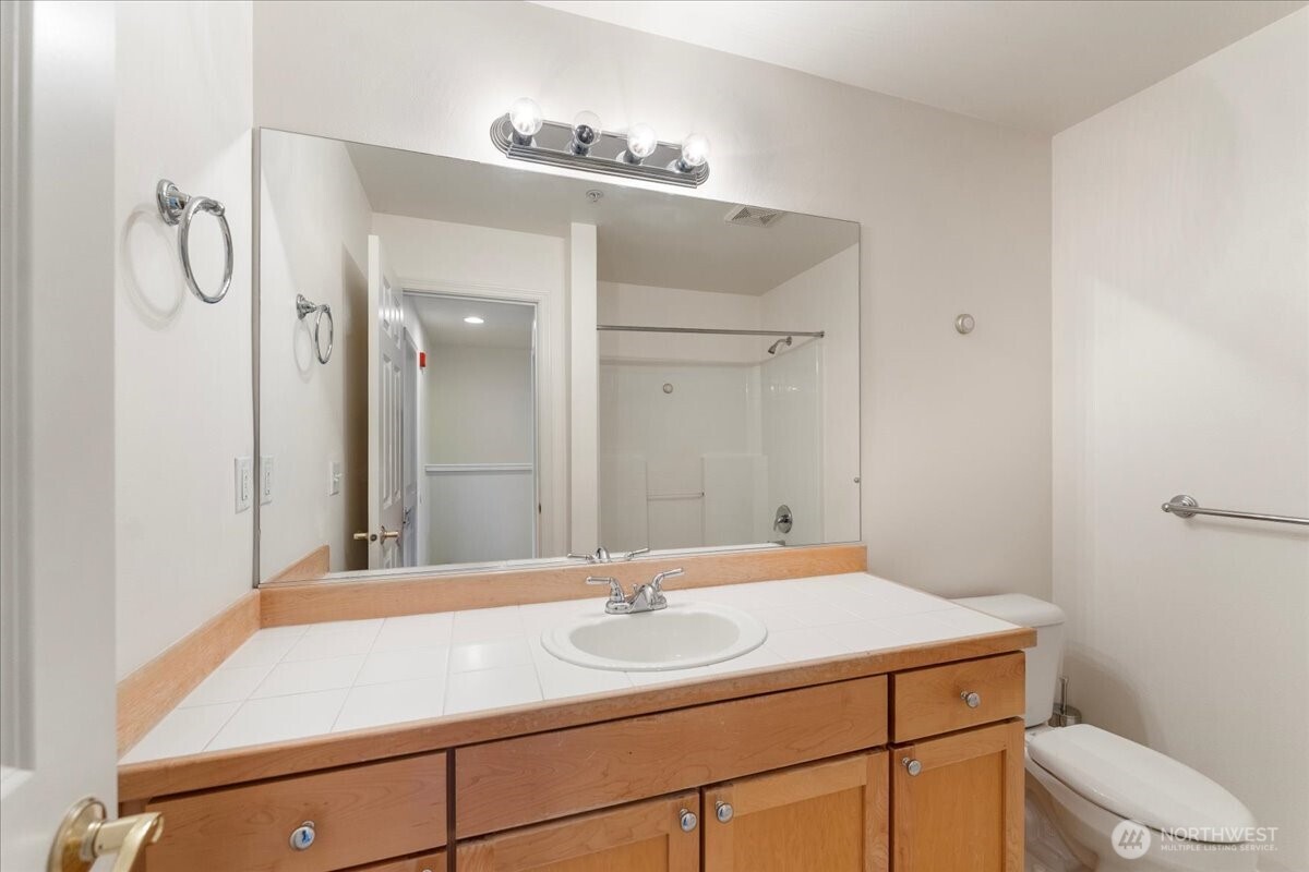 2565507 Property Photo 27