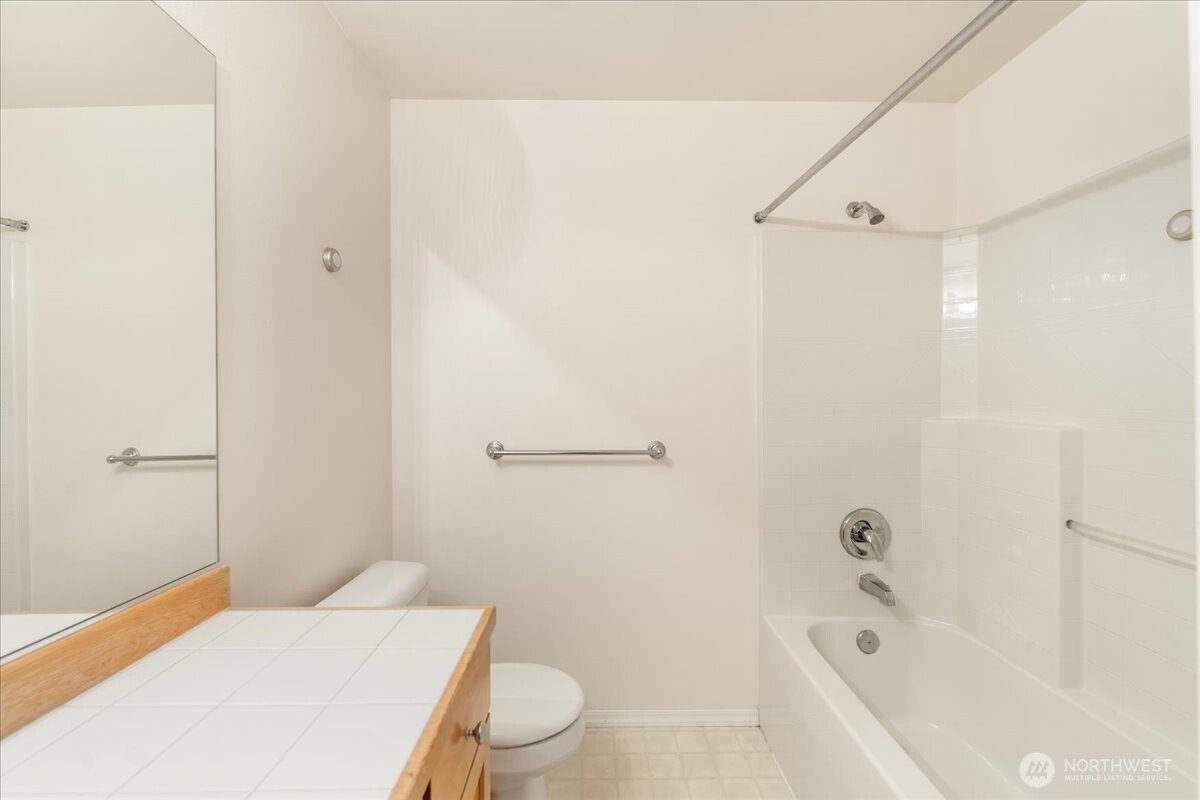 2565507 Property Photo 28