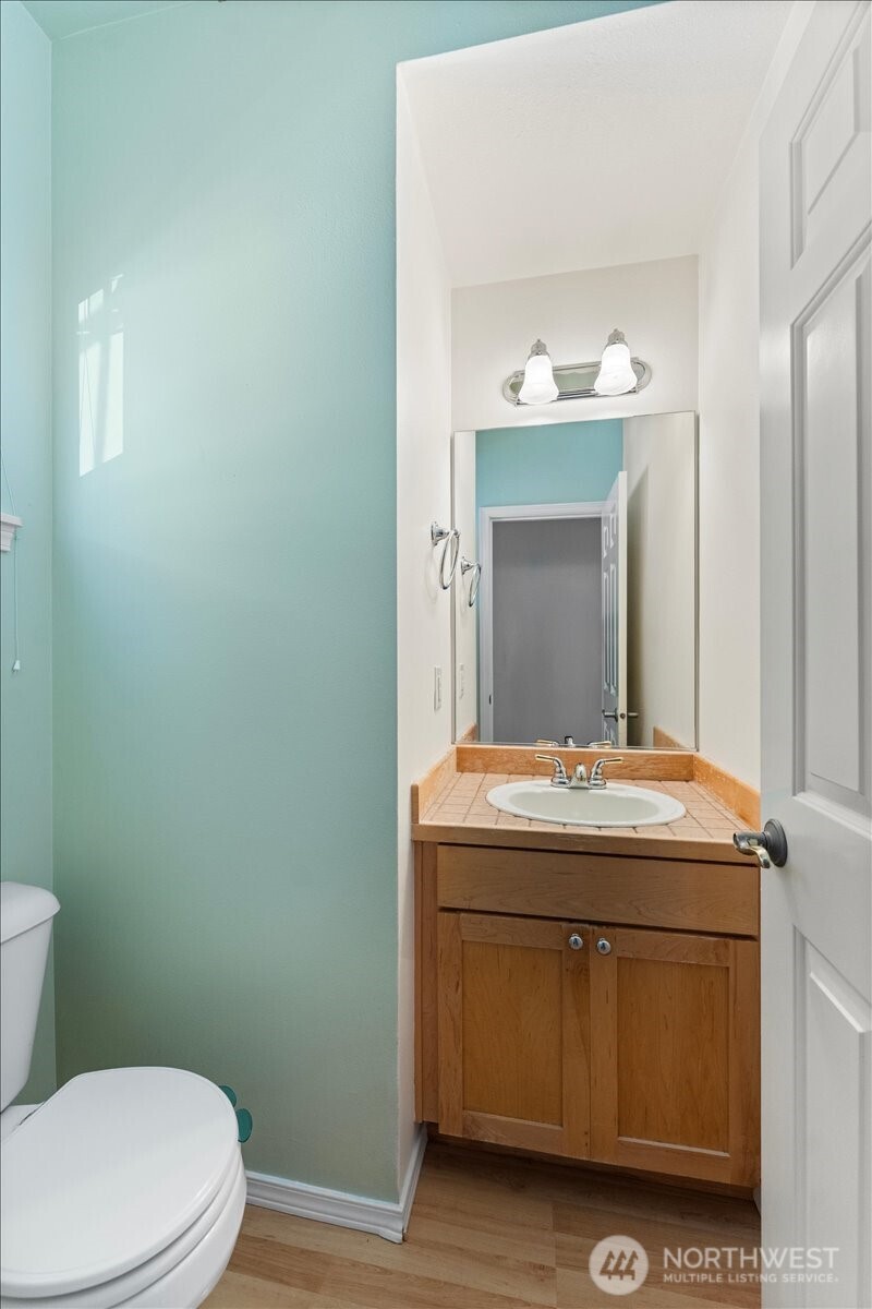 2565507 Property Photo 30
