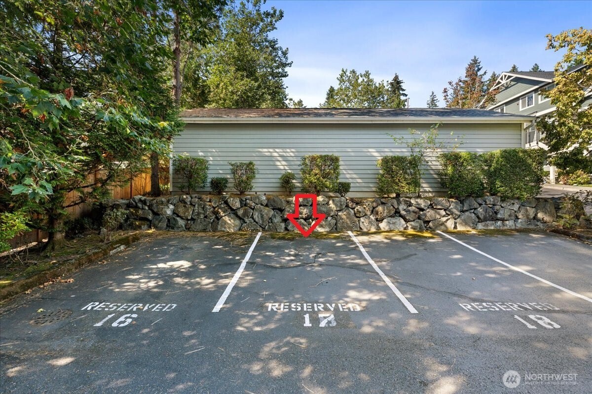 2565507 Property Photo 33