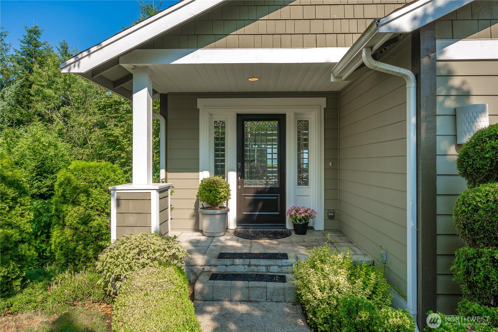 1202 Lansing Avenue Property Photo 3