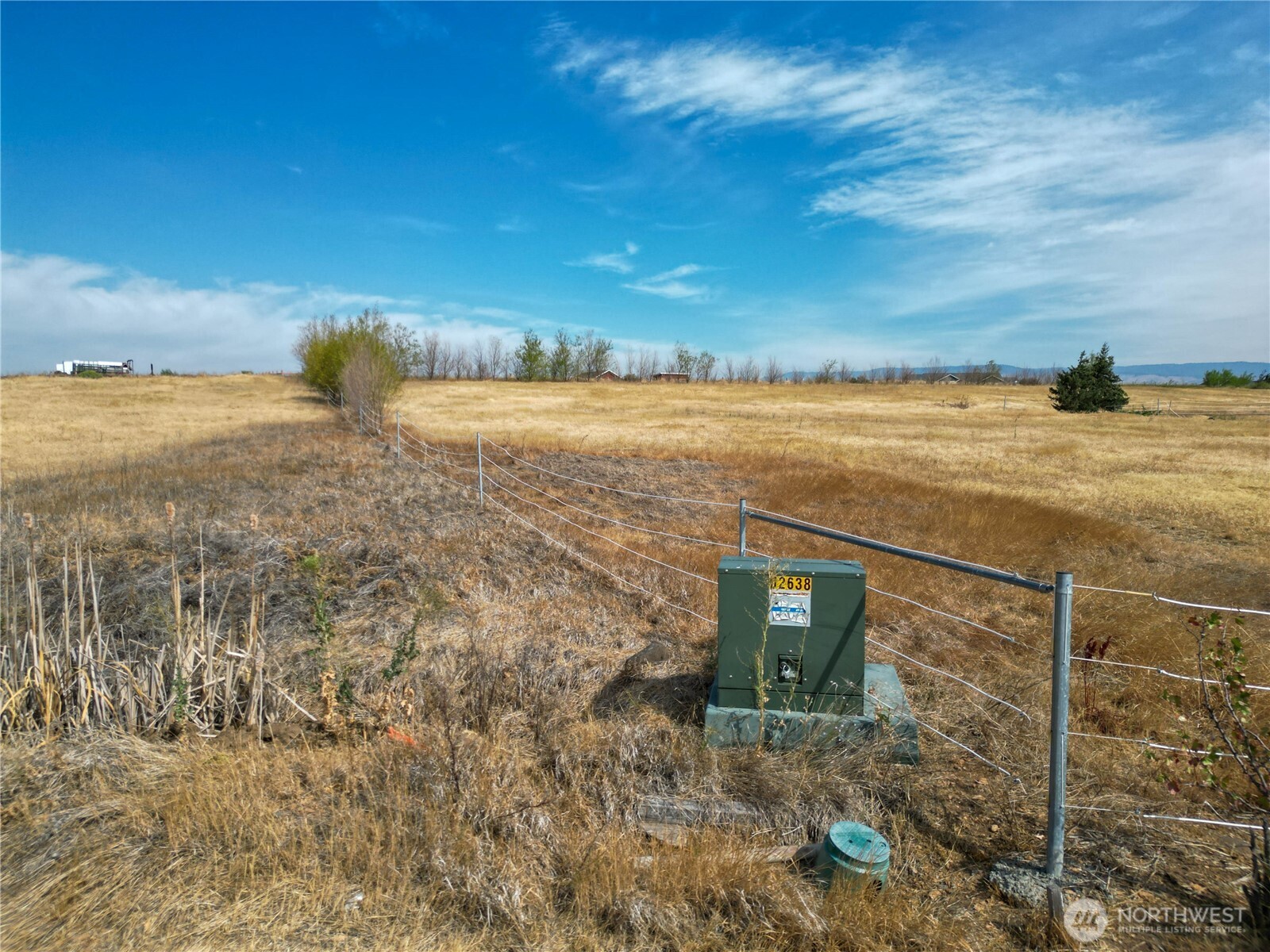 1107 Saddlerock Drive Property Photo 3